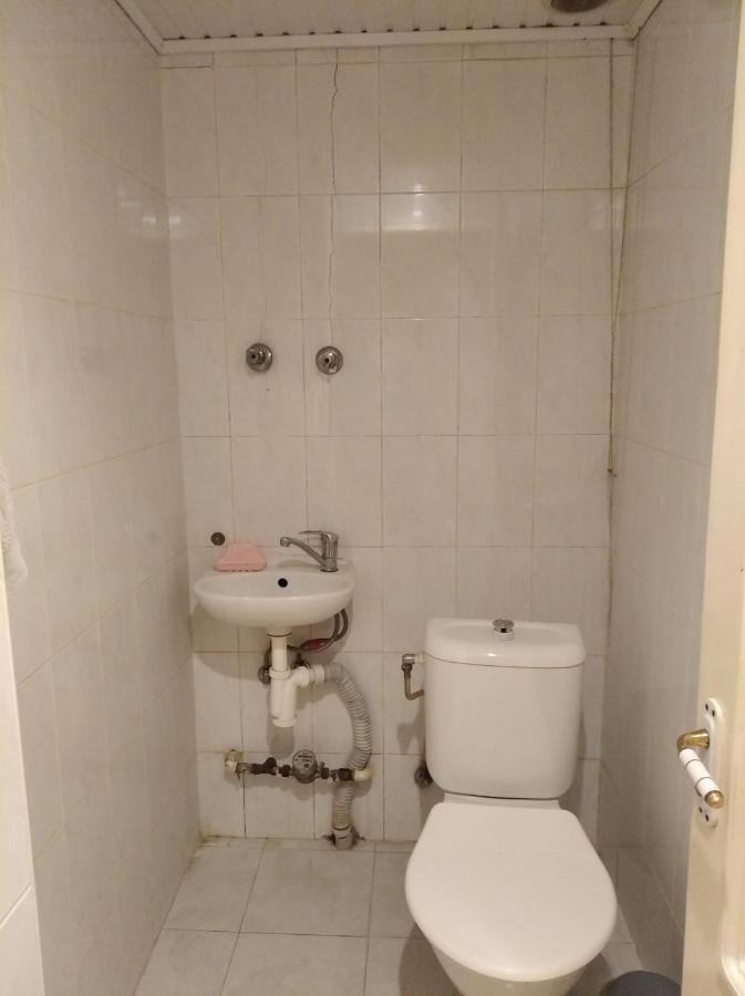 3 Room Apartment In Small Center Of エレバン エクステリア 写真