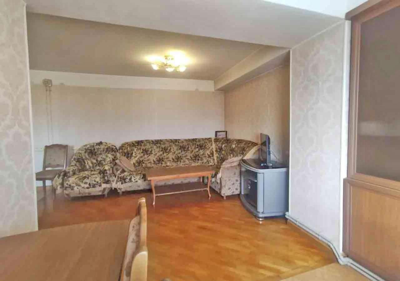 3 Room Apartment In Small Center Of エレバン エクステリア 写真